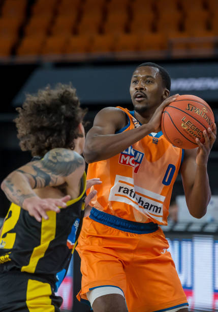 特别是在季 特别是在季