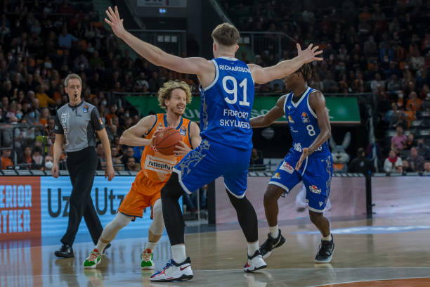 以篮球名队 以篮球名队